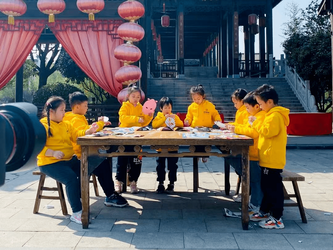 古镇|少儿成长体验电视综艺栏目皖美童年芜湖鸠兹古镇拍摄成功