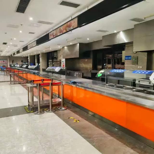 成都哆夏垒餐饮管理有限公司