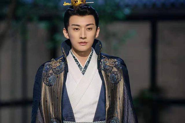 王梓薇|两部甜宠剧来袭，梁洁曾舜晞先婚后爱，刘学义终于有了甜蜜爱情！