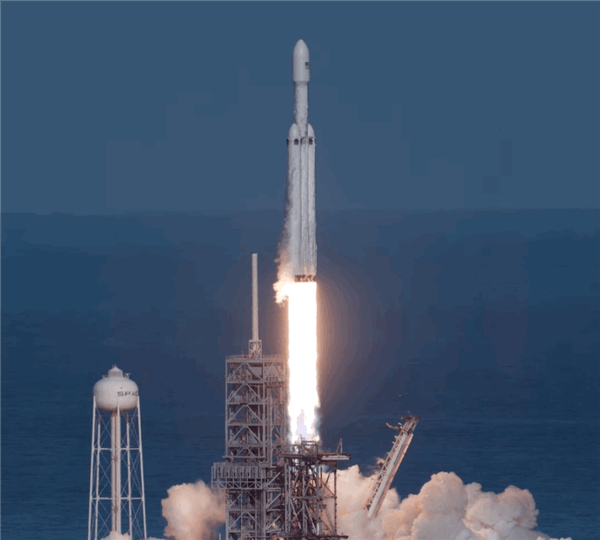 人类多星球殖民需要多少艘星舰？马斯克给出答案：至少需要1000艘星舰