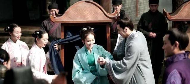 卫小娘|看《知否》和《甄嬛传》的弹幕，终于知道为什么有那么多傻白甜