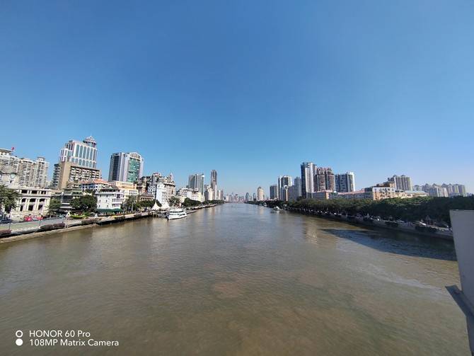 荣耀60 Pro详细评测：AI隔空手势Vlog创新体验