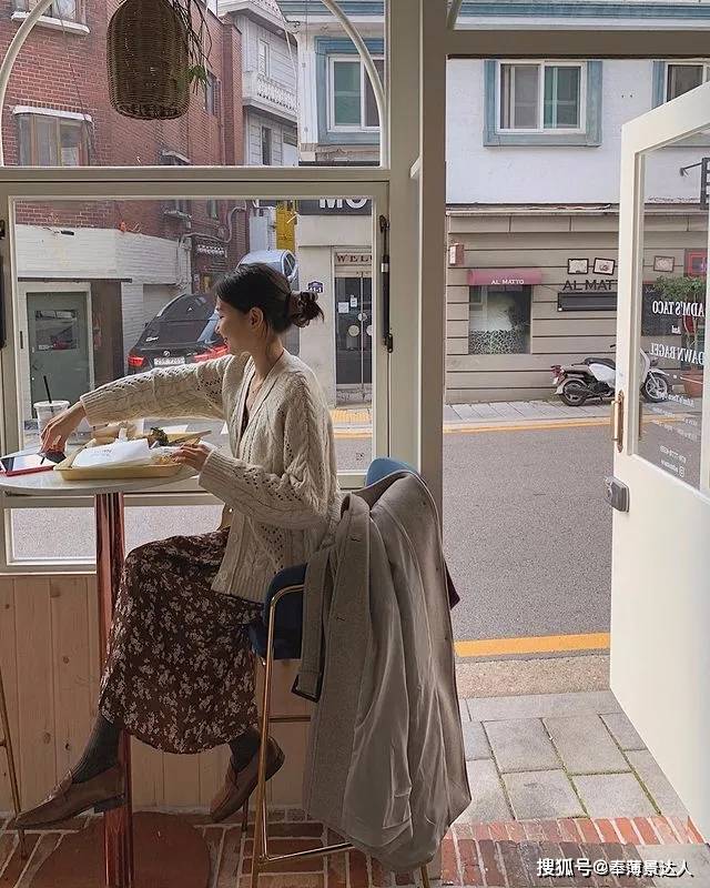 地方 冬天离不开毛衣！避开显老、显胖五大雷区，穿错只有扣分的份！