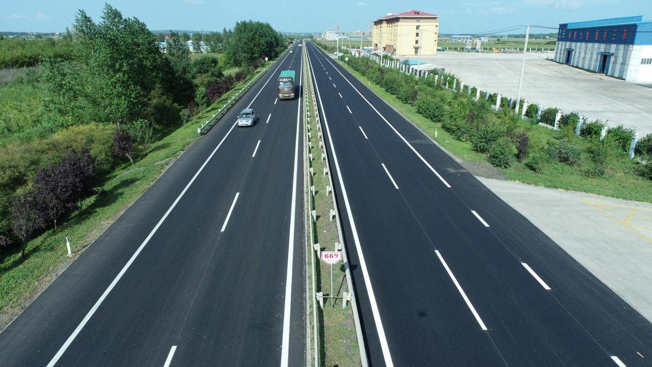 a1标段一工区s209绥尚公路宾县段