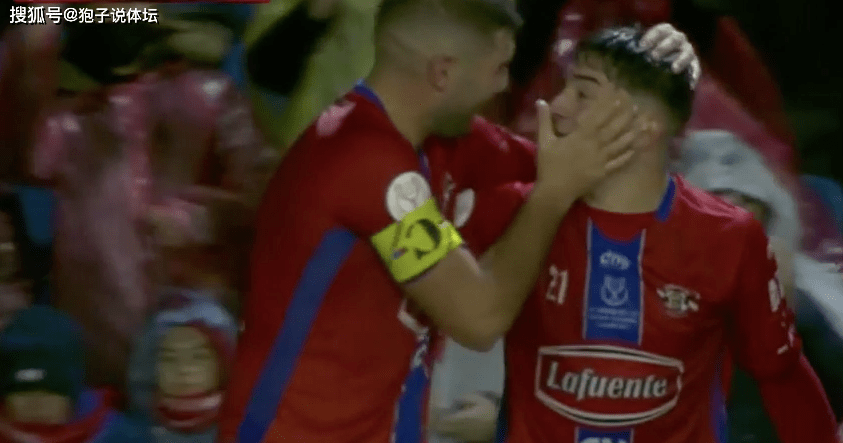 武磊|武磊無奈延續(xù)329天進(jìn)球荒！球進(jìn)門前被積水停住 反越位破門前被吹