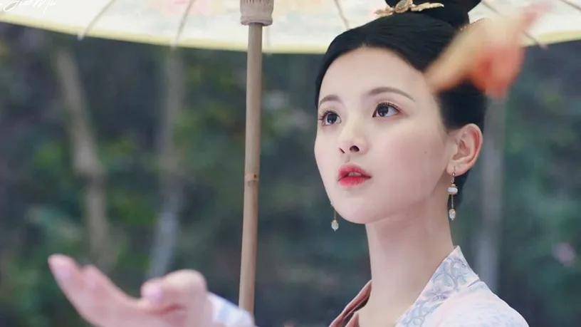超越10年前旧照曝光，刘诗诗的古装就没输过！