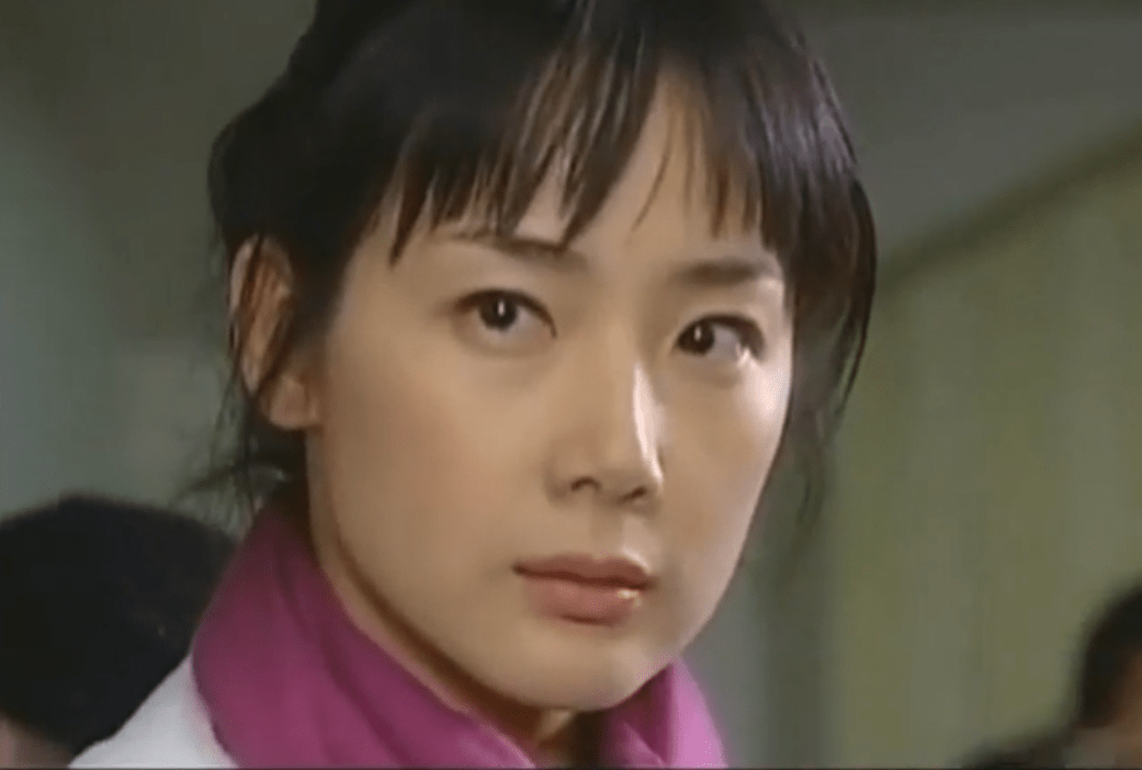 重温《天国的阶梯》时发现,韩静书是烂好人,泰华是"大嘴巴"_韩泰华_友