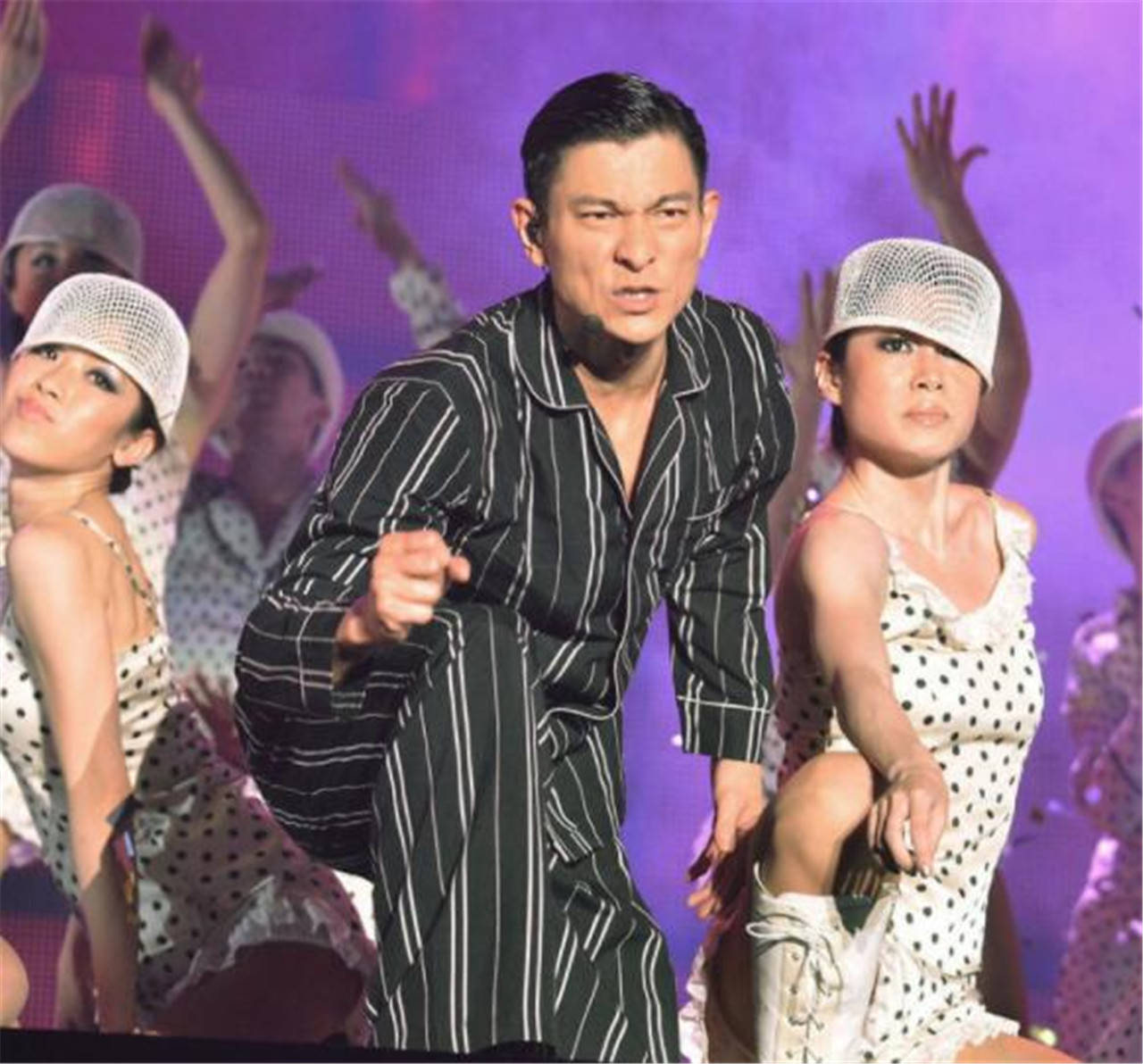 李小龙 在“穿得野”这回事上,20年前的港圈巨星说了算