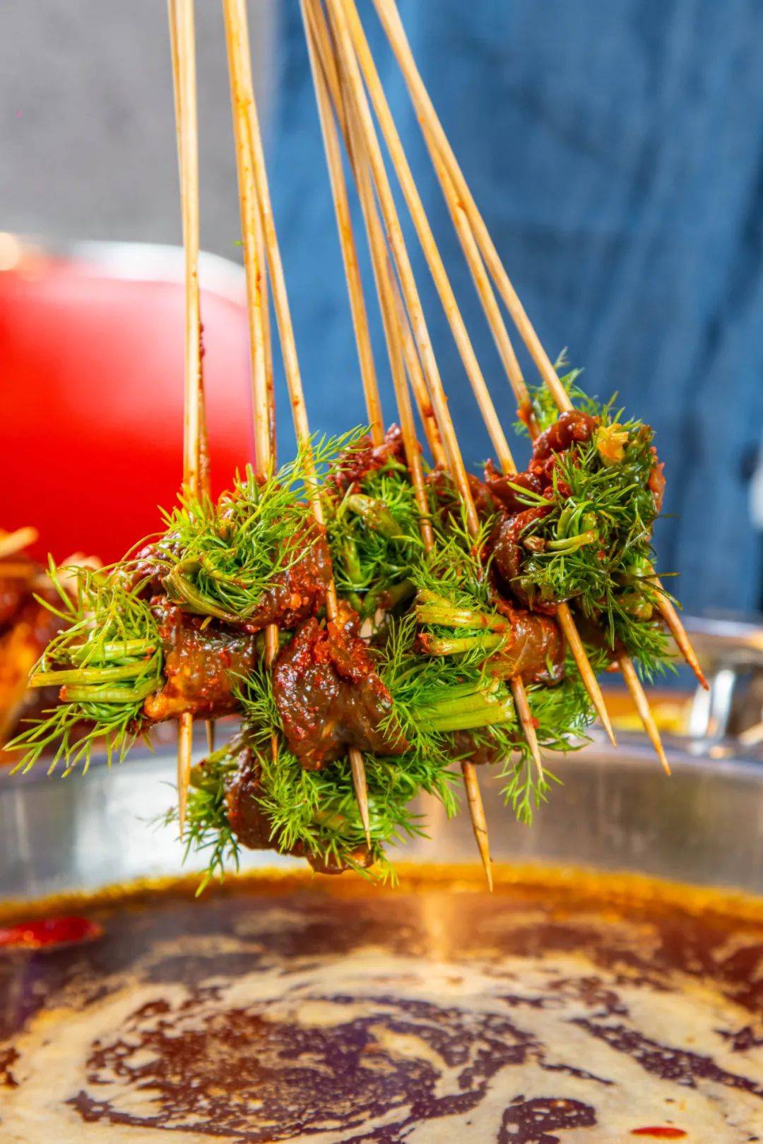 串串队长又爆新店!吃遍200 种gao级货!_黑椒_茴香_锅底