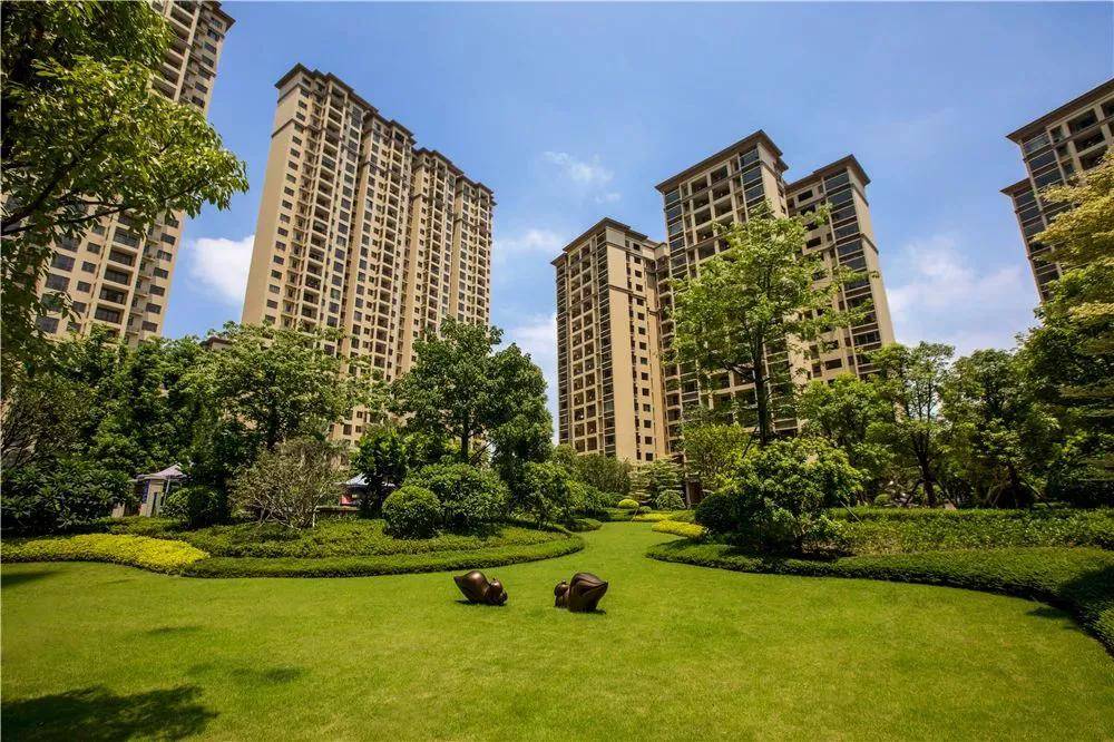 惠州龙光城究竟怎么样配套有哪些怎么这么多人纷纷购买