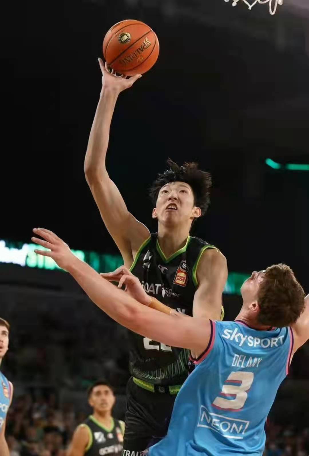 經(jīng)歷|周琦的“肌肉”強(qiáng)壯了不少！經(jīng)歷2019年的波折，大魔王更成熟了