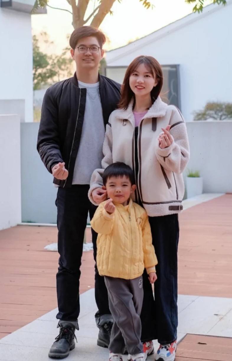 条纹 4个实用的“穿搭思路”，尤其适合30+的女人，优雅知性又减龄