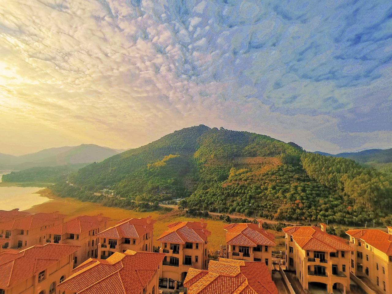 首页广州百花山庄御湖山楼盘详情介绍百花山庄御湖山售楼中心官网