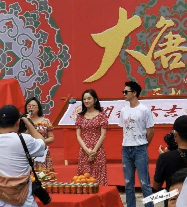 长发 古力娜扎近照生图曝光！两层双下巴身材明显发福，告别“仙女范”