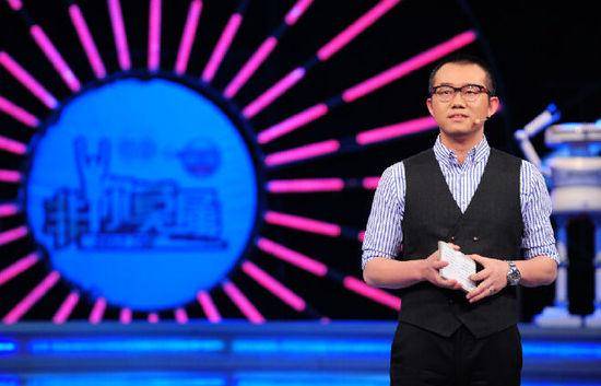 骰子|从“情感专家”,到专职带货,涂磊是如何自毁前程的?