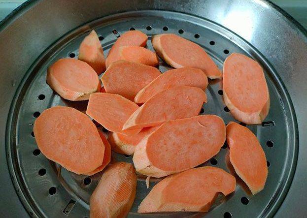 做法|早餐多给孩子做着吃,比包子简单,锅里一煎,香糯鲜美,孩子爱吃