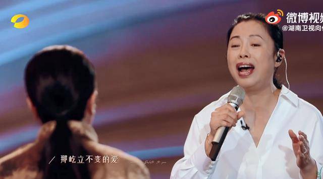 王继才|黄绮珊：《灯塔》献给守岛人，当唱到最高潮时主人公“躲闪不及”