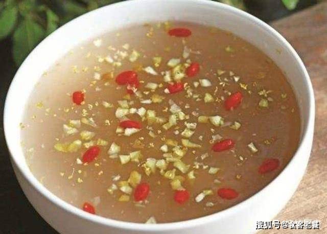 土豪|小时候吃的9种零食，每个都能暴露年龄，全吃过的从小就是土豪