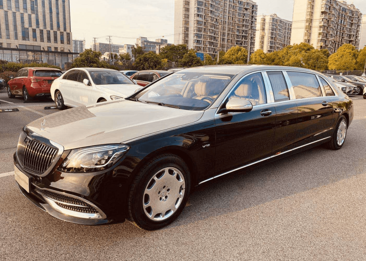 原创北京土豪花1800万买奔驰现600万带牌出售为啥没人买