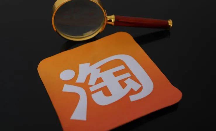 Chanel Chanel回应“盲盒”事件；Crocs宣布欧阳娜娜为全球活力代言人