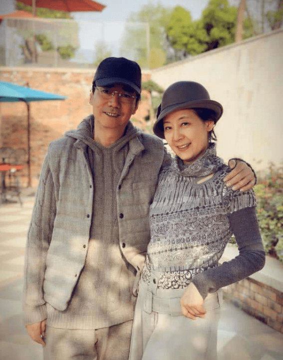 原创范明娶大6岁二婚女当老婆对继子视如己出今继子成国家骄傲