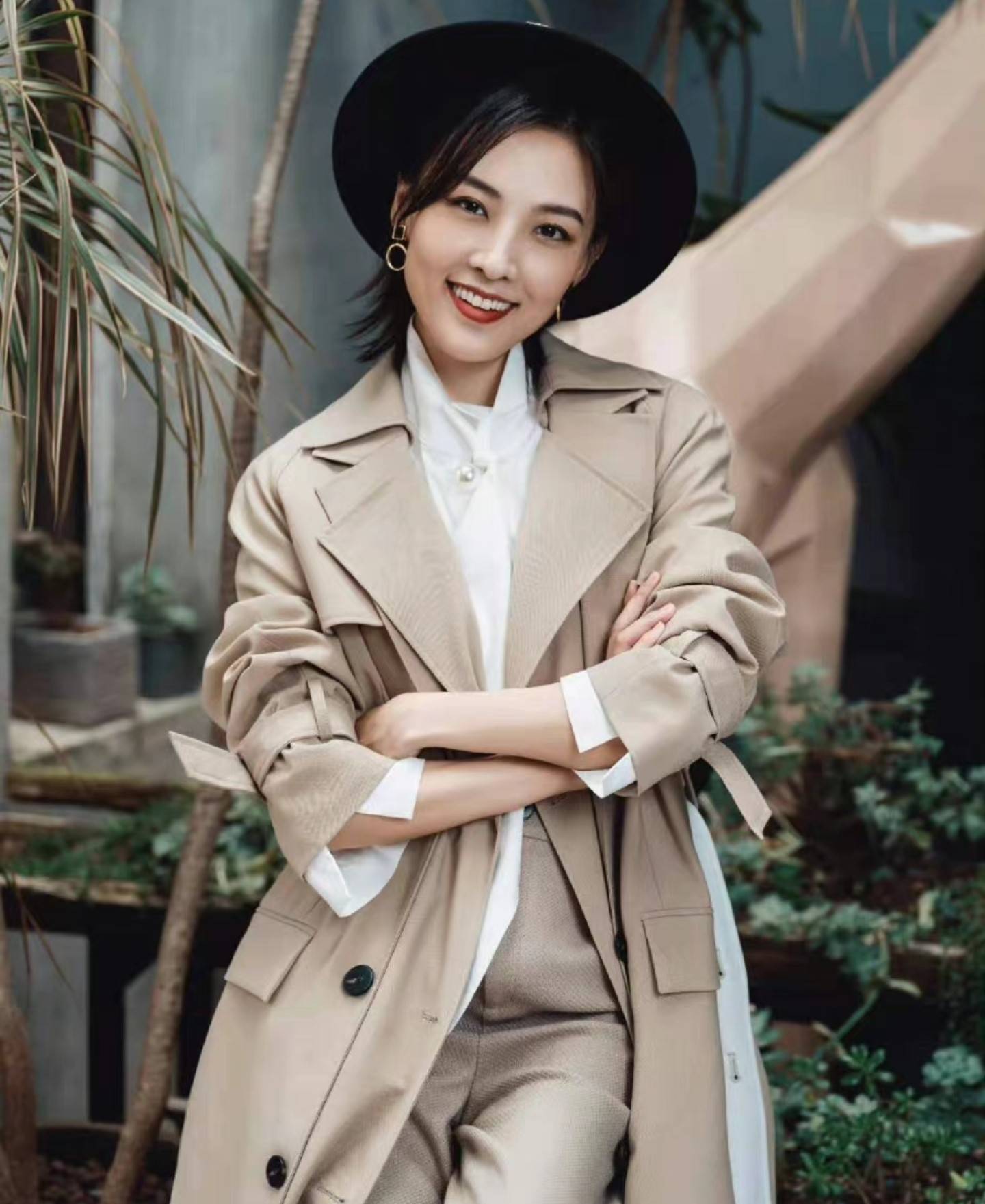 "这么多"小时候"和"长大后"的对比,都能看出来郑罗茜在人生态