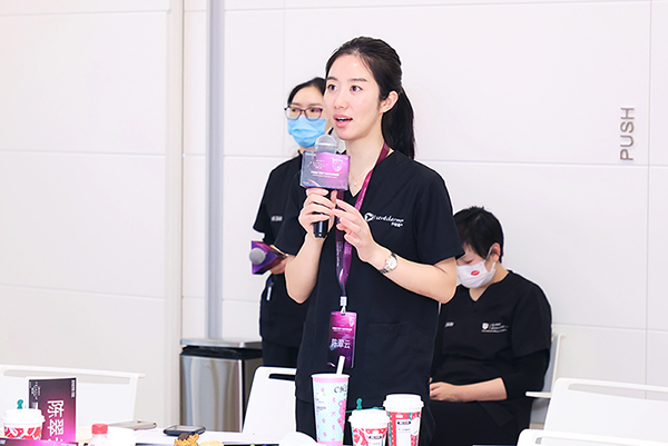 进行陈翠云院长受邀参加乔雅登质颜注射讲者培训峰会 解锁唇形