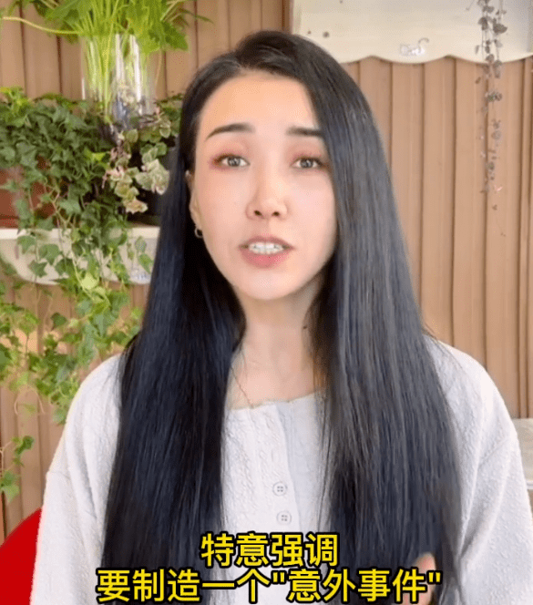 王蓉现|“歌后”王蓉现状，沦落到小县城商演，43岁穿紧身衣站椅子上唱歌