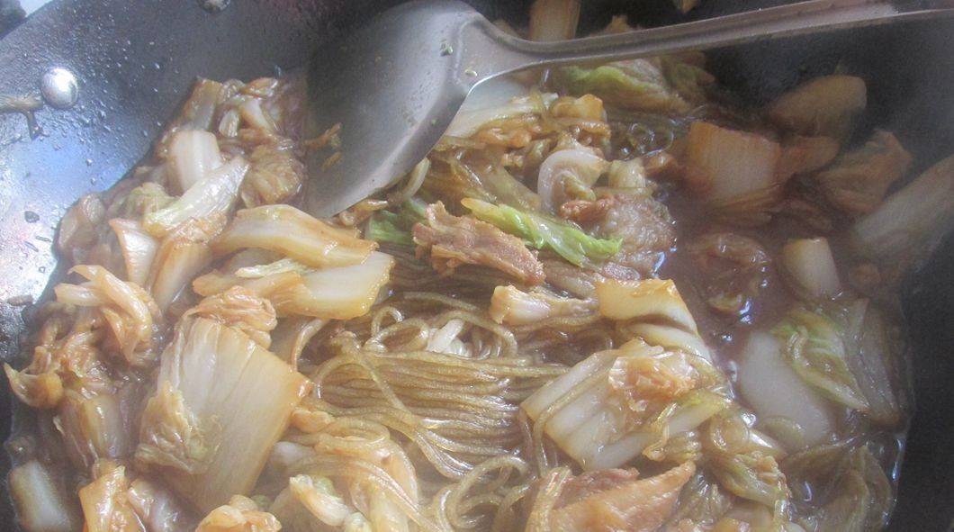 做法|猪肉白菜粉条的家常做法,味道鲜美,营养健康,喜欢的来看看吧