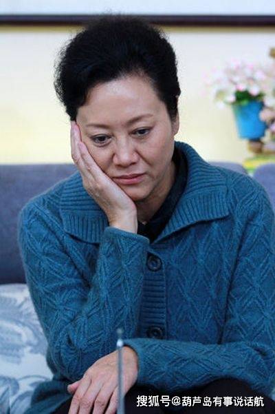 量一百万张全亚洲销—明月楼李嘉诚