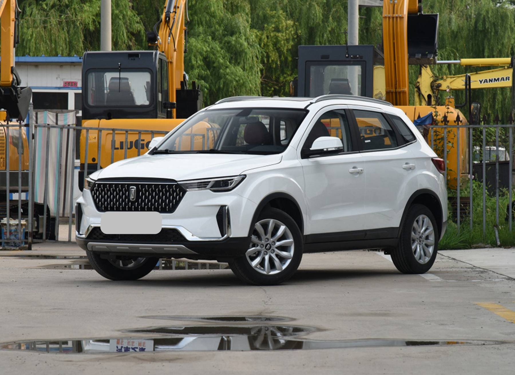 10万就可以入手的一汽奔腾t33,颜值高空间大,开出去倍有面_车型_设计