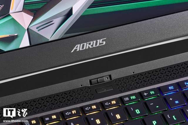 评测|AORUS 15P XD RTX 游戏本评测：130W RTX 3070 加持，跑满 300Hz 电竞屏