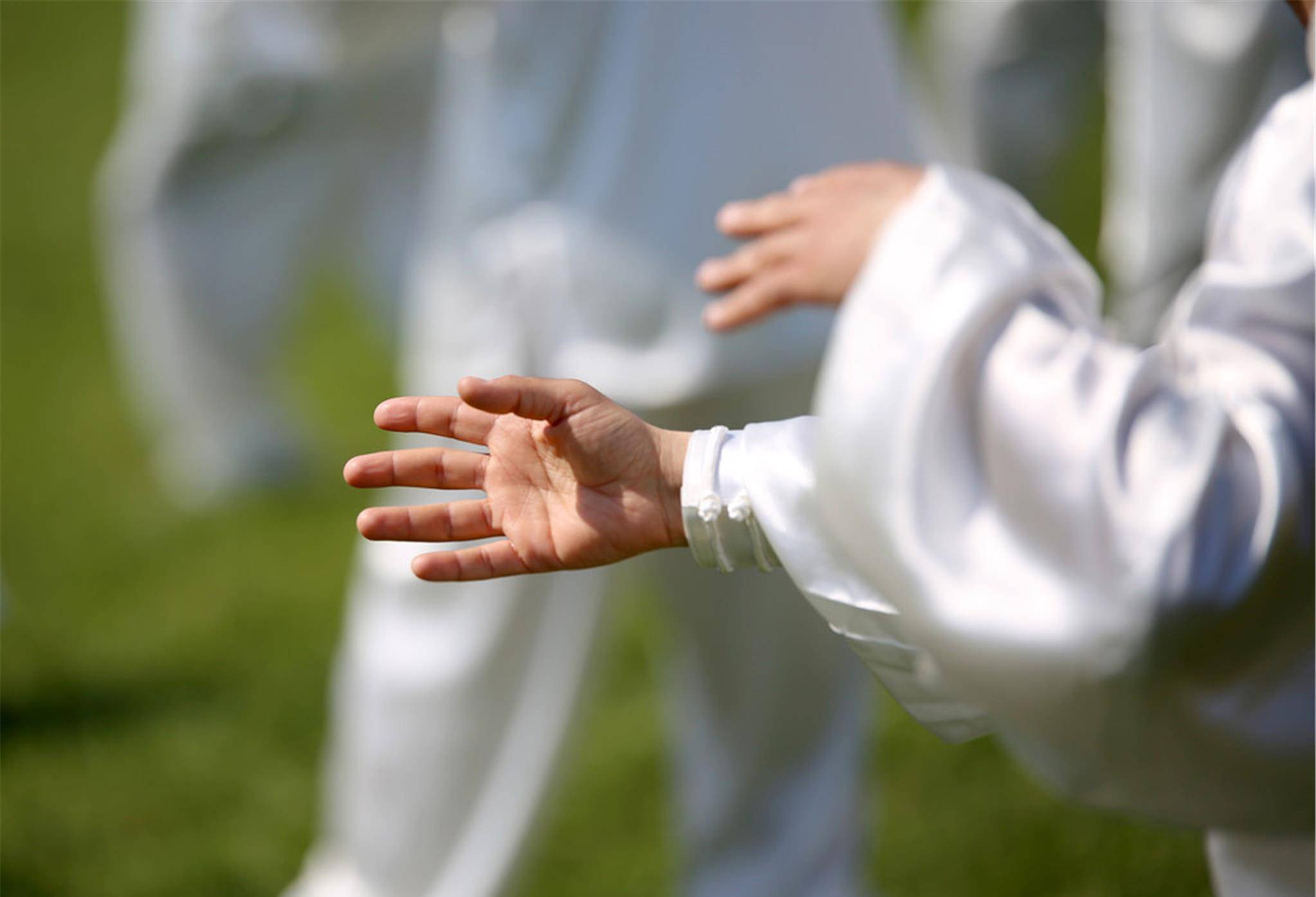 肝脏|常熬夜的人,可通过脸上的表现,判断肝脏是否受损
