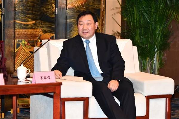 宋长宝表示,开放的苏州高新区是创业者的天堂,投资者的福地.