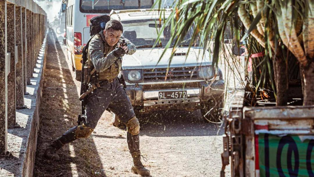 电影|万国影视参演王浩信军事动作电影《兵王之绝境狙杀》定档12月21日！