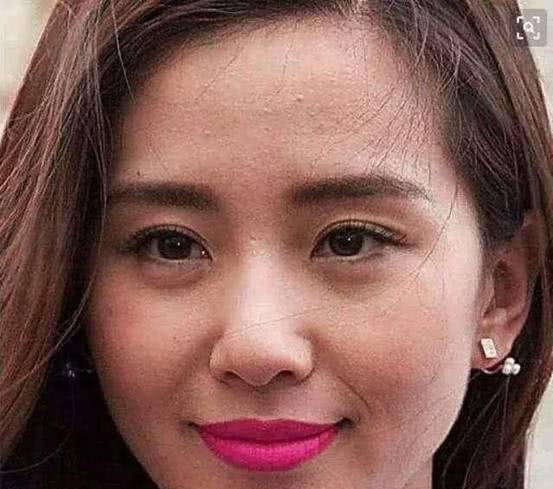 状态女星特写镜头下的“尴尬”，有部分瑕疵没啥，但浮粉卡粉一言难尽