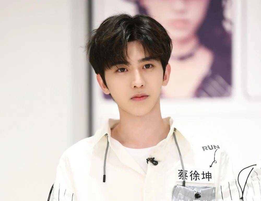 杰尼|《奔跑吧》还要办？baby郑恺疲态不爱说话，蔡徐坤走后没看头