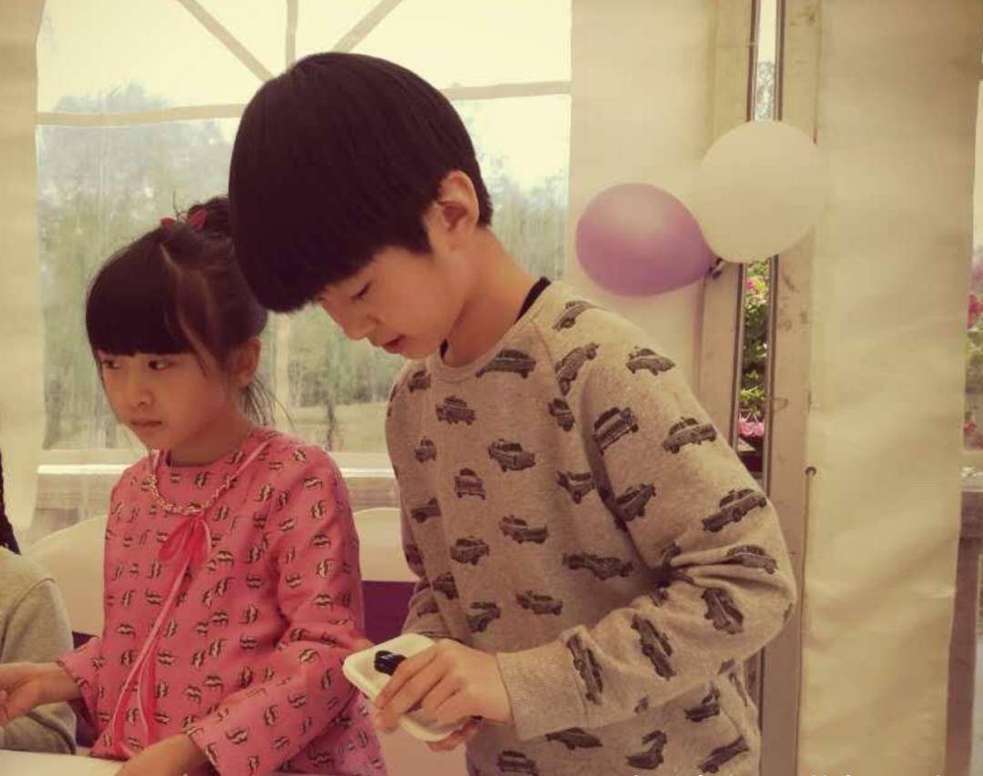 夏天|《爸哪》里的青梅竹马：天天森碟都成大长腿，诺一夏天却变样了