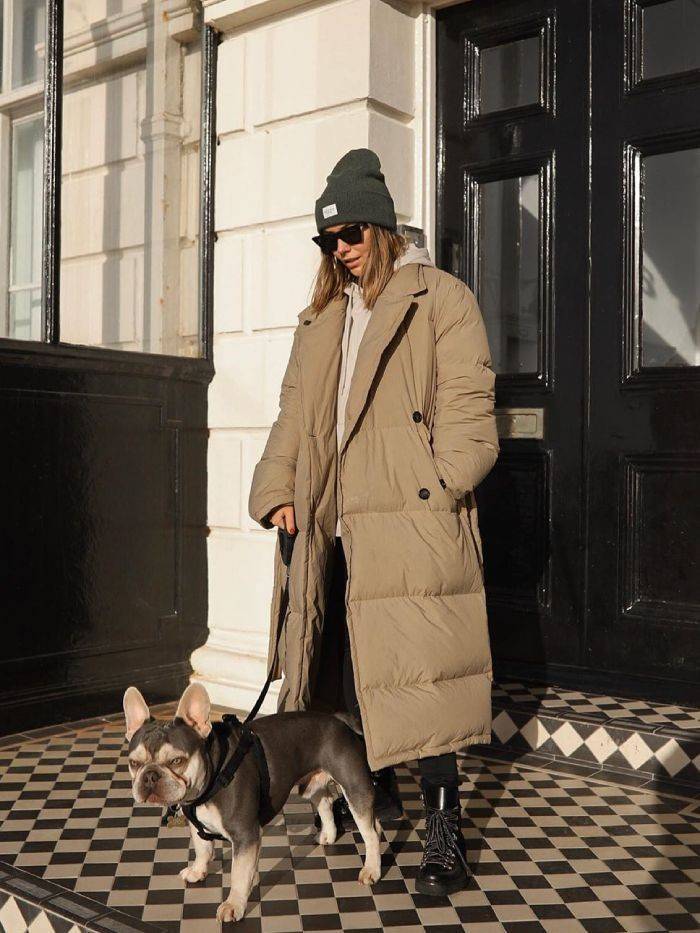 黑色 黑棉服可以扔了,“焦糖色”高级又特别,让你变身气质女主角