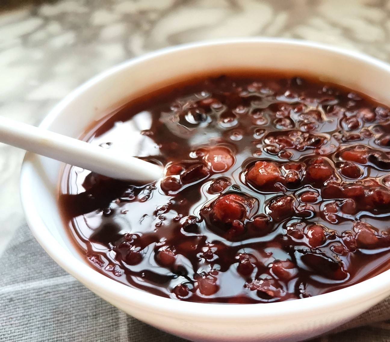 教大家五黑八谷粥的做法补气益血好喝又健康老少皆宜