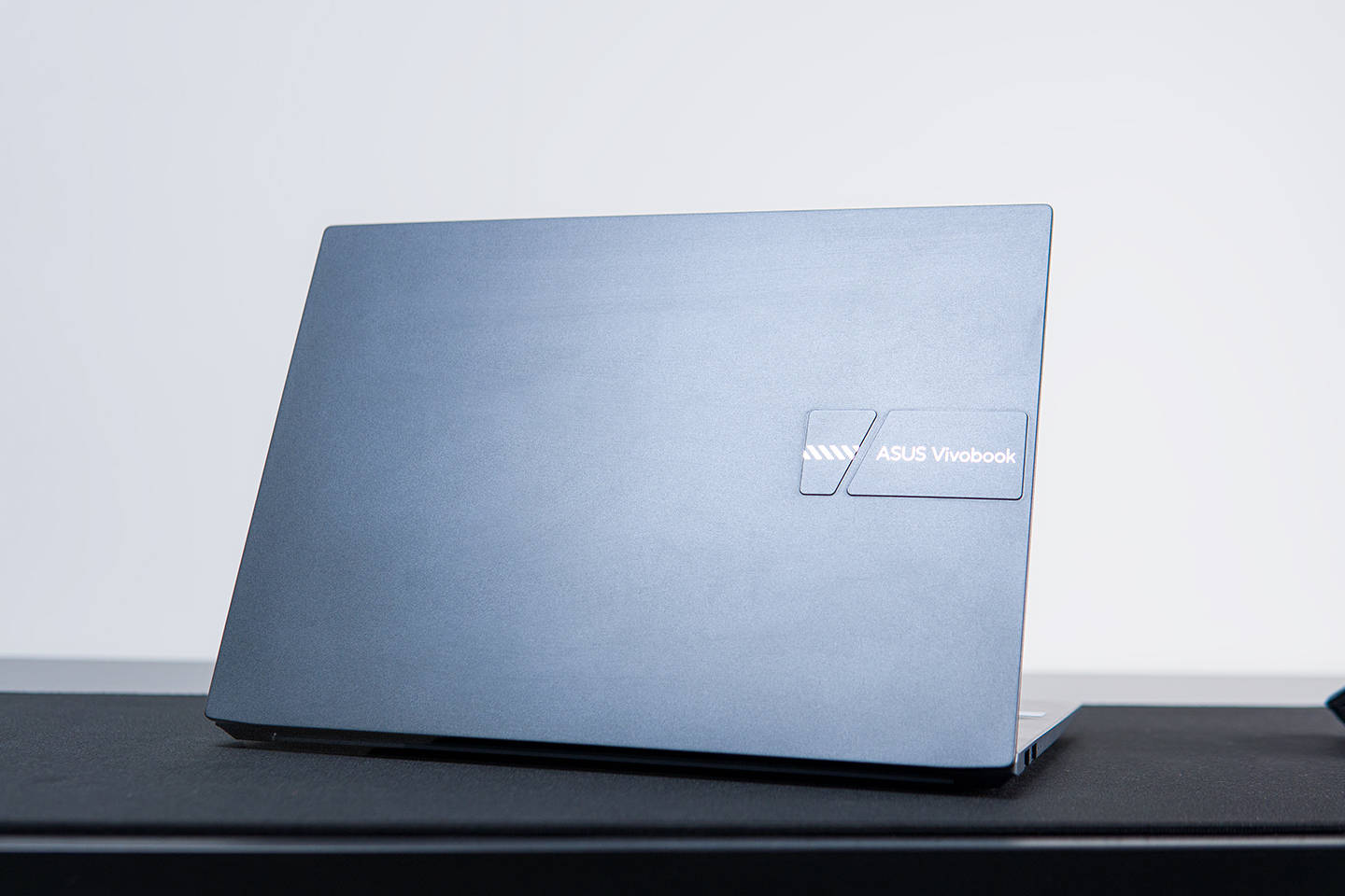 oled真出彩华硕无畏pro14酷睿版笔记本实力不凡