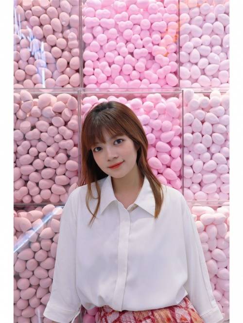 圣地国货化妆品崛起时代，欧芭莎美妆店备受年轻消费者欢迎