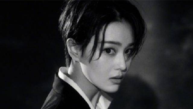 长发短发丑,长发才是王道?别逗了,这10个女星教你什么是可盐可甜