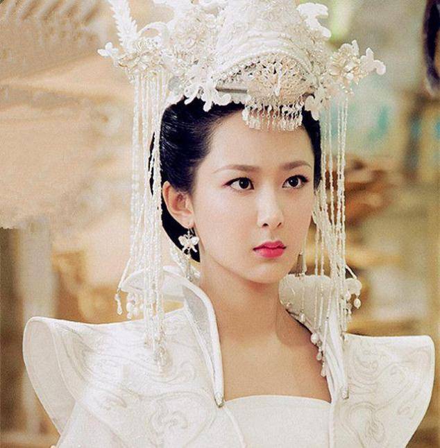 美人|扮演“天下第一美人”女星：前几位都不认可，唯独只有她被认可