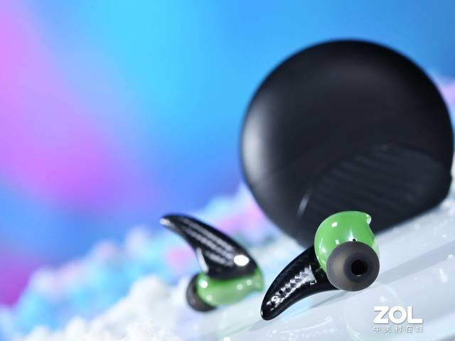 陶瓷|【有料评测】陶瓷耳机新品测评：ROtt KRON乐旷极地绿光 宝石音质