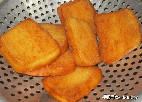 因为|炸馒头片从不裹蛋液！蘸上一点“它”，外酥里软，一点不油腻