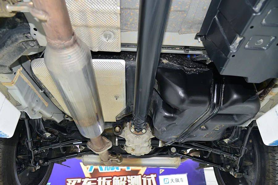 长安unik底盘拆解看看品质究竟如何