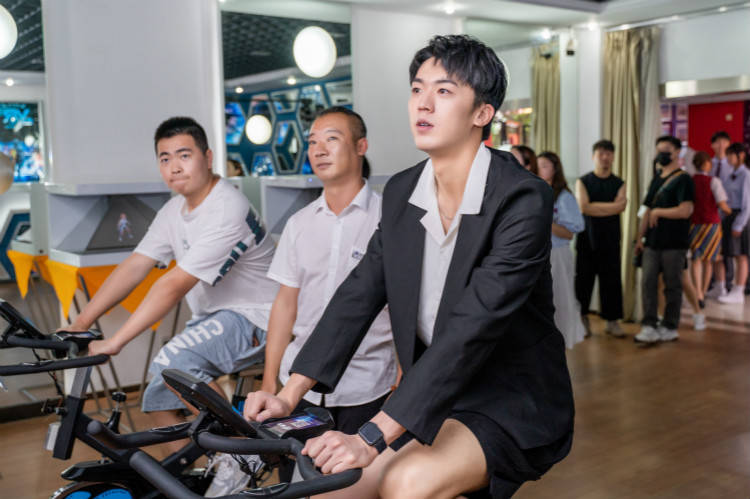 新兴专业解读人工智能空前火爆盘点新华人工智能专业教学和就业