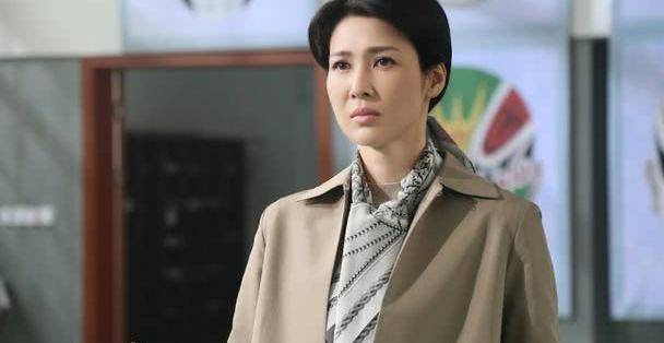 李幼斌|她是李云龙的“媳妇”，还和周一围恋了五年，如今嫁圈外神秘富豪