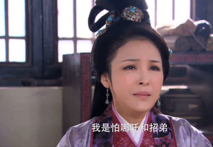 出演过不少影视作品,在2014年的《封神英雄榜》饰演殷十娘一角让人